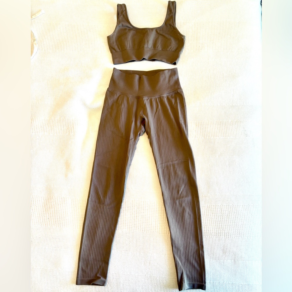 Light Brown Amazon Ribbed workout set